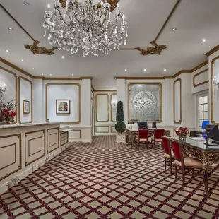 Paris Las Vegas Hotel &amp; Casino