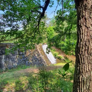 Gentle 3/4 mile trail around Lake Placid: dam at end of lake