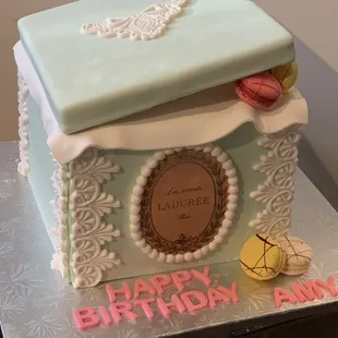 a birthday cake for a lady