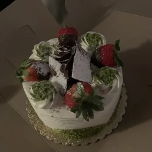 Cake filled with custard and strawberry filling