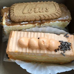 Lotus cake and orange mousse