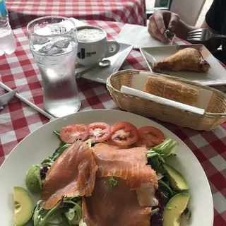 Smoked Salmon Salad