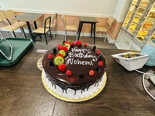 New York Bakery & Crepes