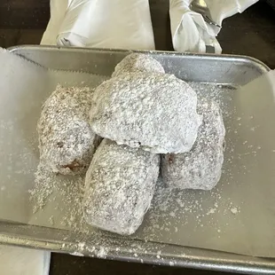 Croissant Beignets