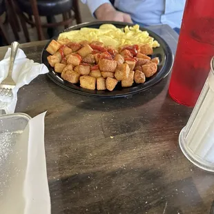 Two eggs and hash browns