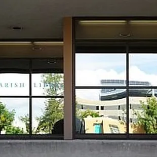 North entrance to Parish Memorial Library