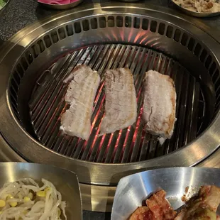 Grilled pork belly