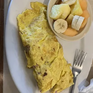 Ham and cheese omelette