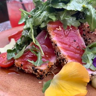 Fennel & Coriander Crust Seared Ahi Tuna*