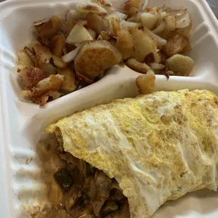 Veggie omelette with home fries