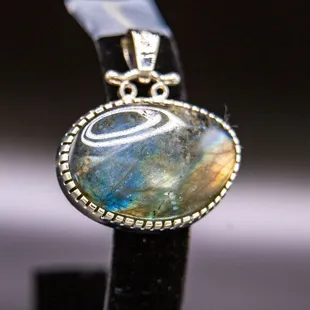 Labradorite pendant