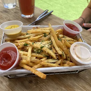 Large truffle-Parmesan fries