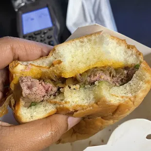 Classic cheeseburger