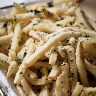 Basket Parm Truffle Fries