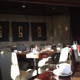 sushi and sashimi, interior