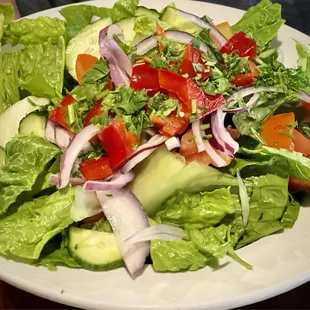 Super fresh salad! Tip: ask for dressing on the side, or they will drown it.