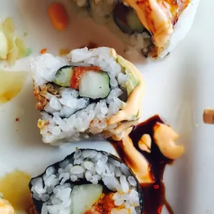 Top piece is a $14 Kawaii roll and bottom is a $7 lady love roll. Slap some avocado, spicy mayo and one tiny piece of tuna=x2$$$