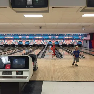 Park lanes bowling