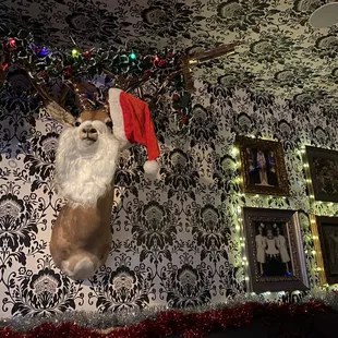 Cutest Christmas bar!