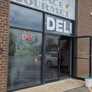 Front of Park Place Gourmet