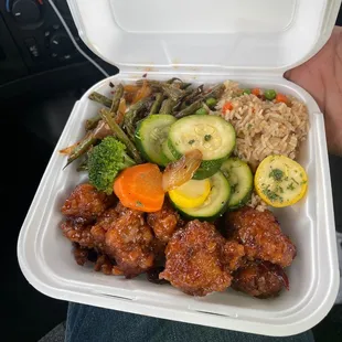 General tso chicken with fried rice and green beans