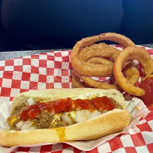 food, hot dogs, hot dog, sandwich