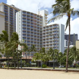 Park Shore Waikiki - Street View