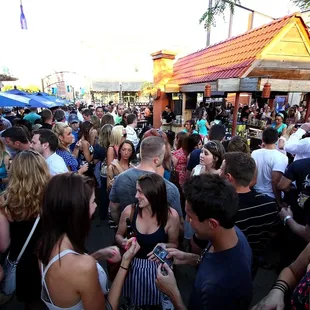 a large crowd of people