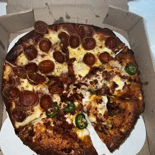 Couldn't pick between 2 so I got the primo pepperoni and chicken bacon ranchero both were phenomenal