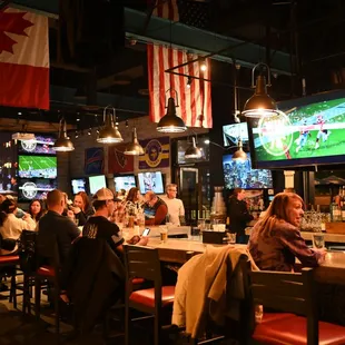 Busy Thursday night at the Tavern