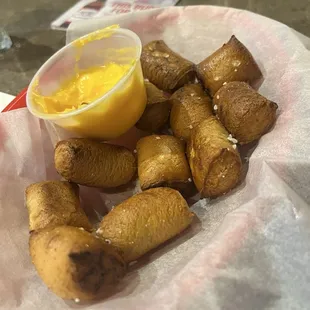 Yucky pretzels bites with some processed cheese sauce