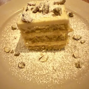 Lemn Pistachio Cake