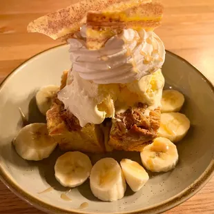 Bananas foster bread pudding