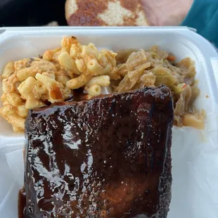 Rib meal with mac and boiled cabbage
