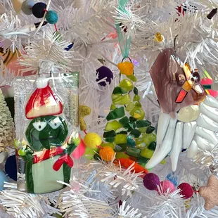 Family glass fusion ornament making classes for kids and adults!