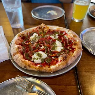 Build your own pizza