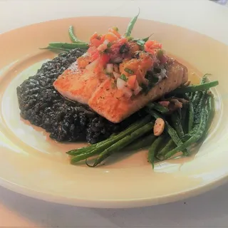 Salmon Filet*