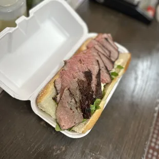 Tri tip sandwich