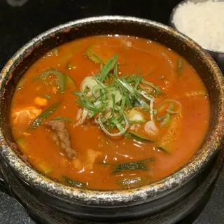Chili Paste Stew with brisket