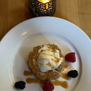 Pineapple upside down cake .. so yummy