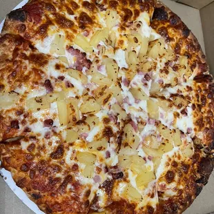 Hawaiian Pizza