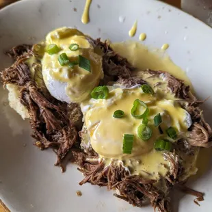 Benedict with short ribs