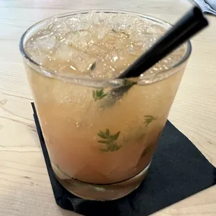 Grapefruit and Thyme Cocktail