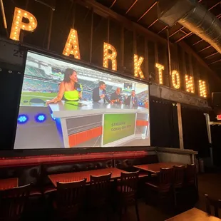 16 FT BIG SCREEN!