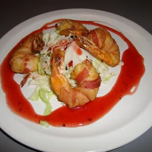 Bacon wrapped shrimp - yum!