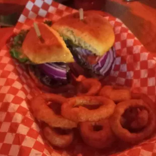 Cheeseburger with Onion Rings.