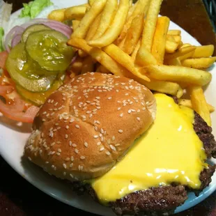 Best burger in Fountain Hills, Come and get it !