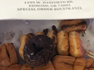 Happy Day Donuts