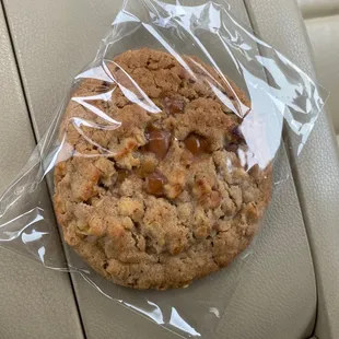 Caramel apple cookie