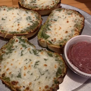 Pesto Garlic Toast